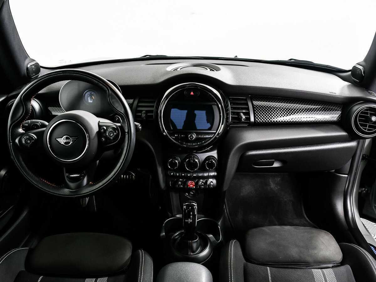 Купить Mini Hatch с пробегом. Фото: #10