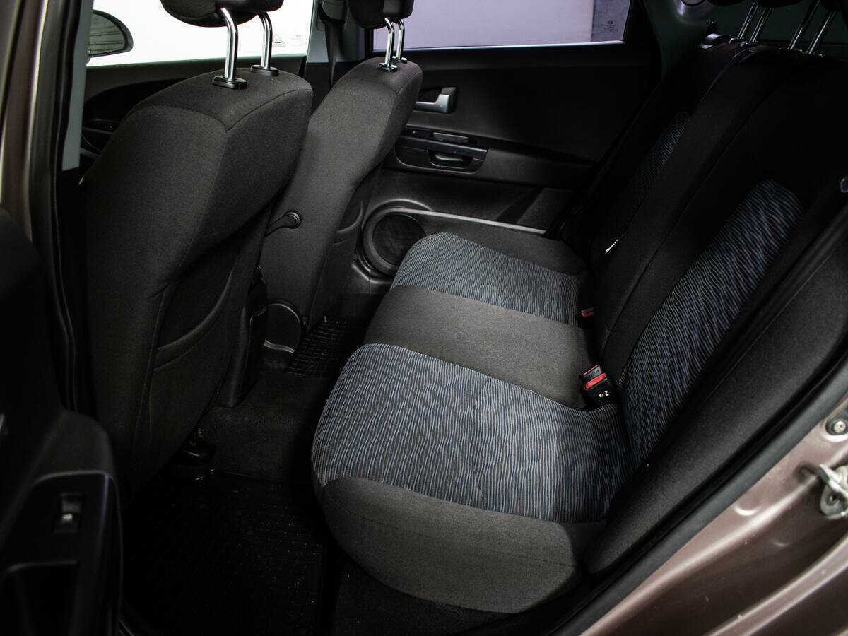 Купить Kia Ceed с пробегом. Фото: #7