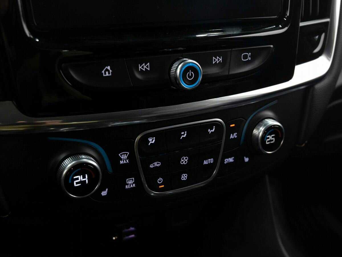 Купить Chevrolet Traverse с пробегом. Фото: #23