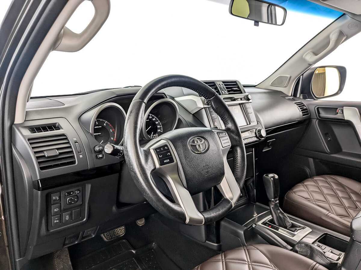 Купить Toyota Land Cruiser Prado с пробегом. Фото: #13