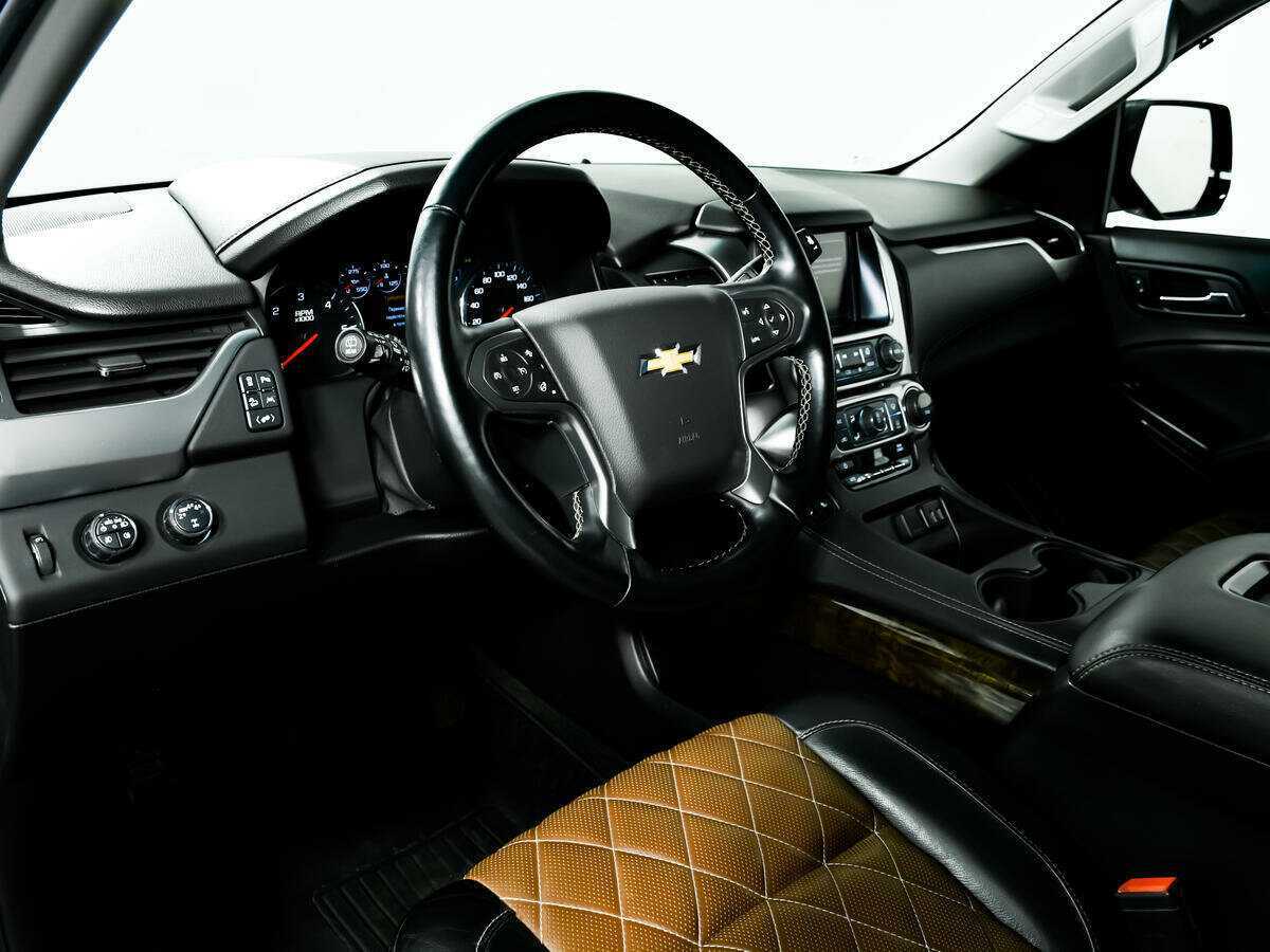 Купить Chevrolet Tahoe с пробегом. Фото: #13