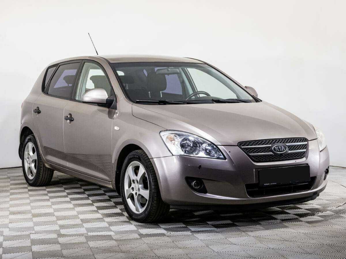 Купить Kia Ceed с пробегом. Фото: #2