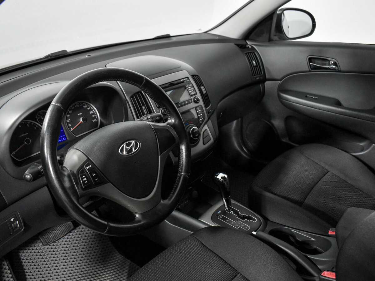 Купить Hyundai i30 с пробегом. Фото: #8