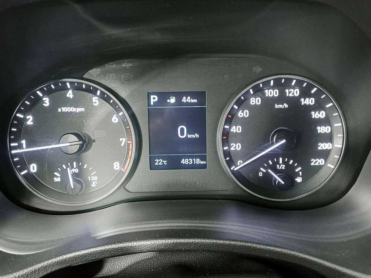 Купить Hyundai Solaris с пробегом. Фото: #12