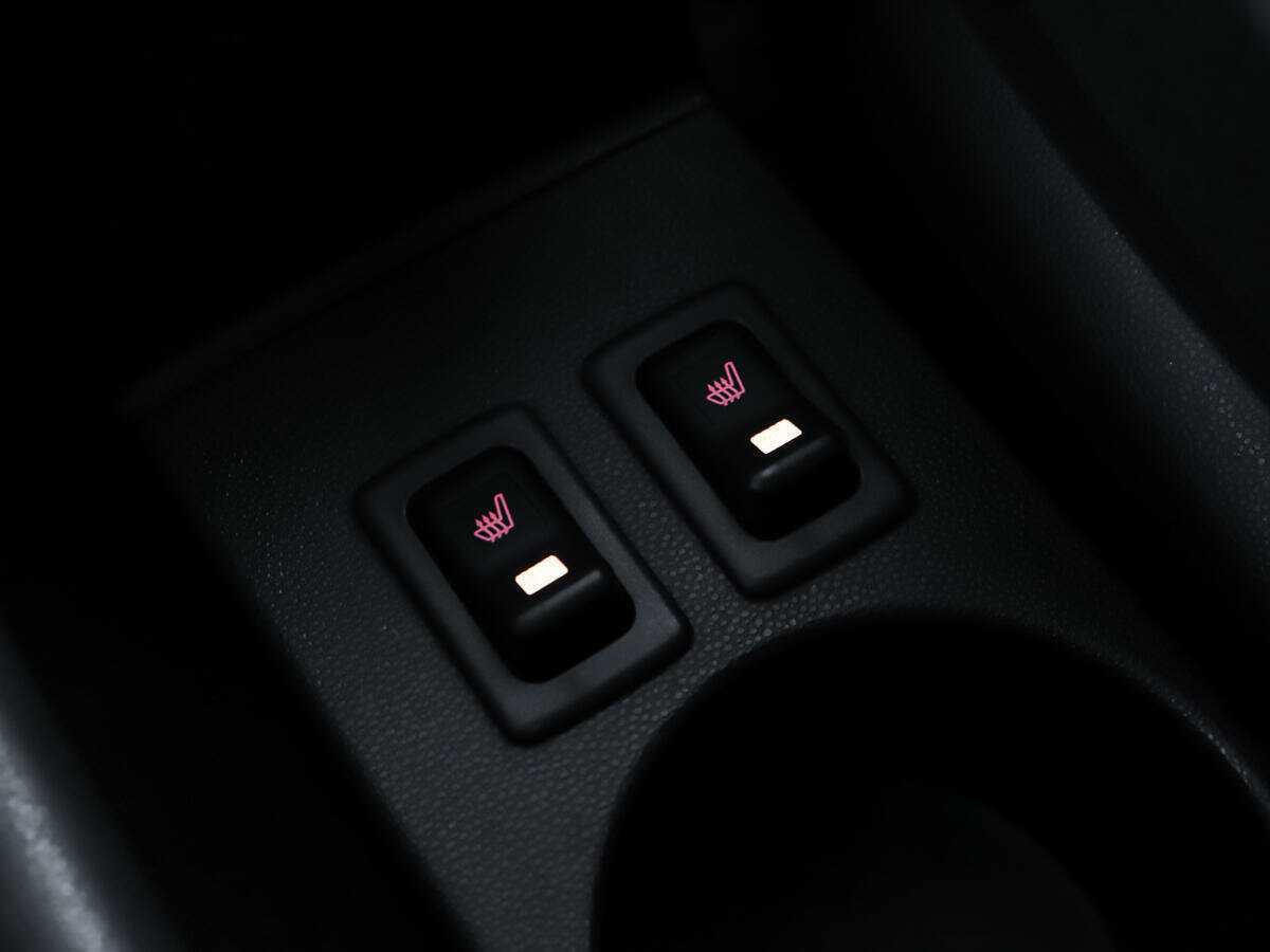 Купить Mazda 5 с пробегом. Фото: #18
