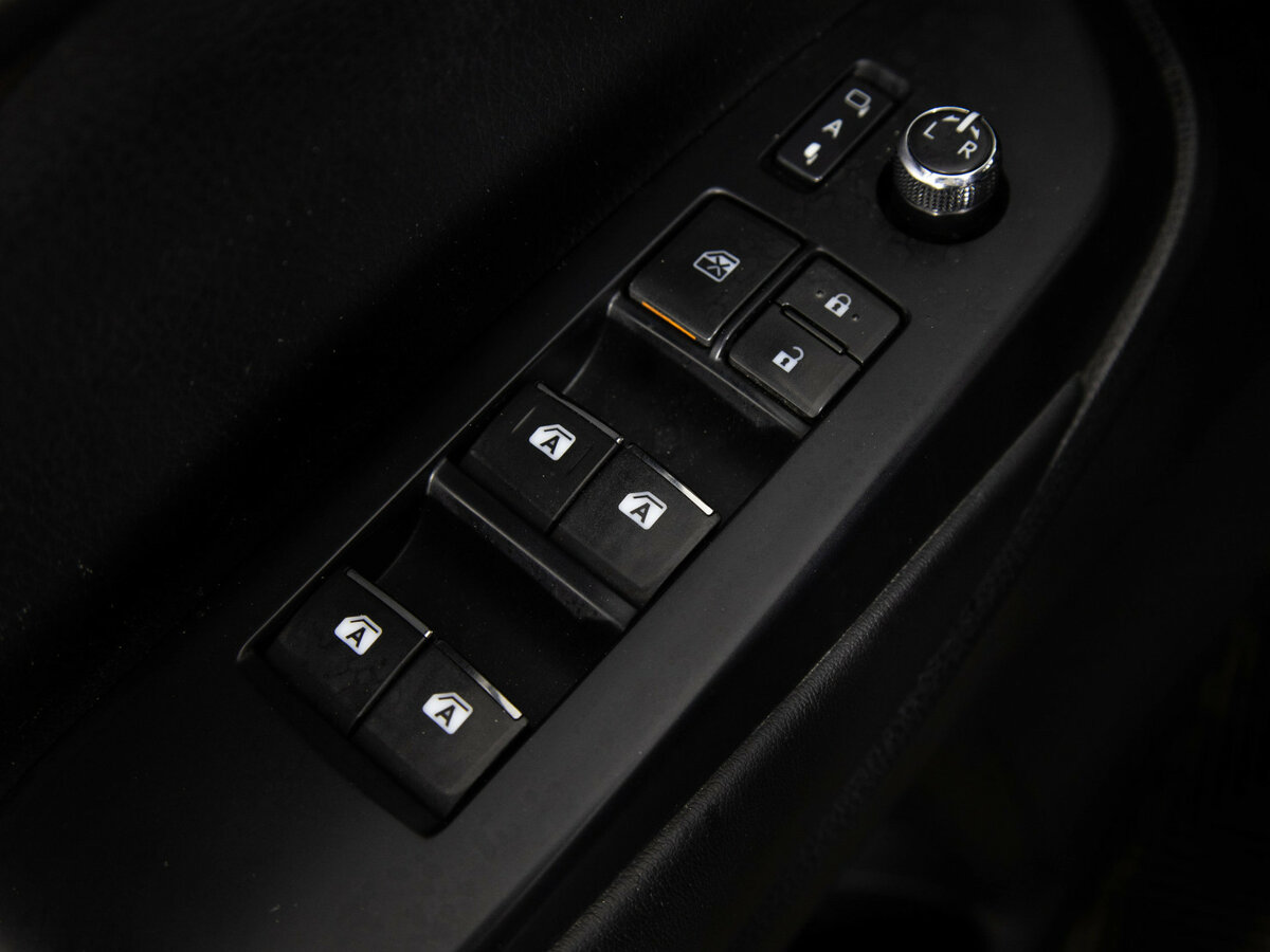 Купить Toyota Highlander с пробегом. Фото: #9