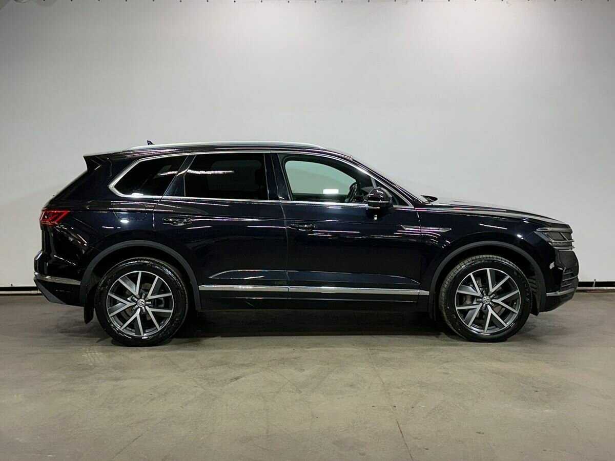 Купить Volkswagen Touareg с пробегом. Фото: #3