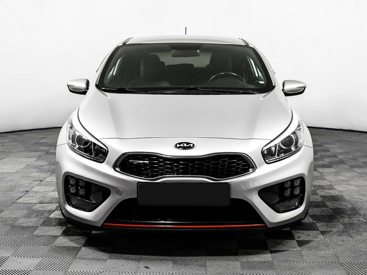 Купить Kia Ceed GT с пробегом. Фото: #1