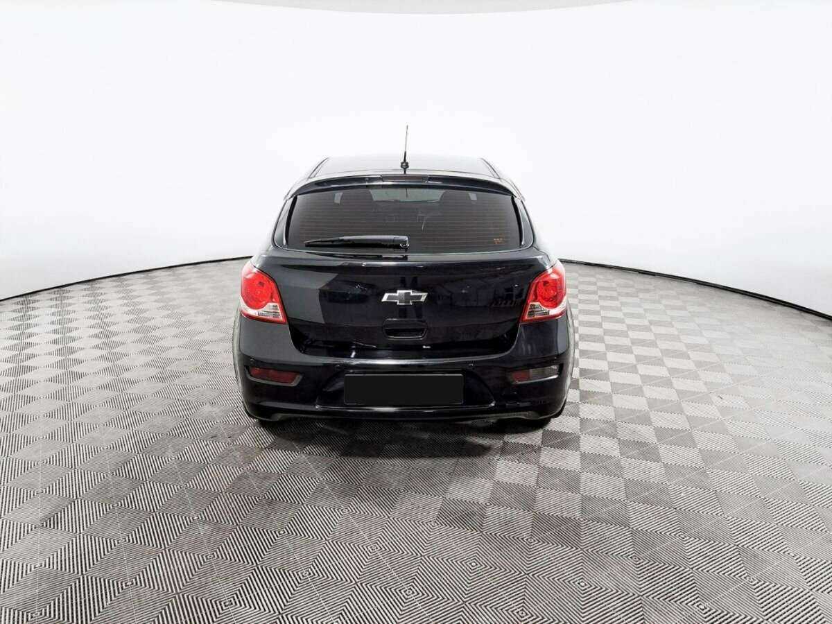 Купить Chevrolet Cruze с пробегом. Фото: #5