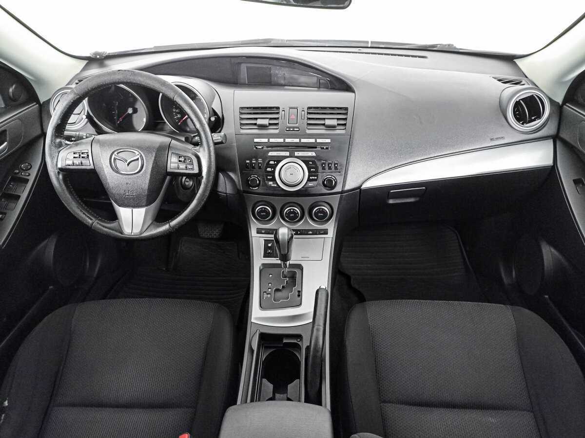 Купить Mazda 3 с пробегом. Фото: #11