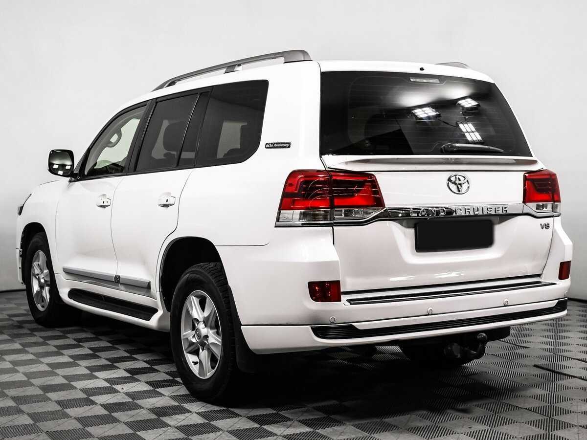 Купить Toyota Land Cruiser с пробегом. Фото: #6