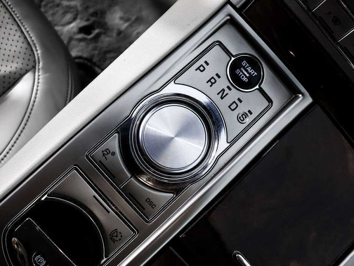 Купить Jaguar XF с пробегом. Фото: #11