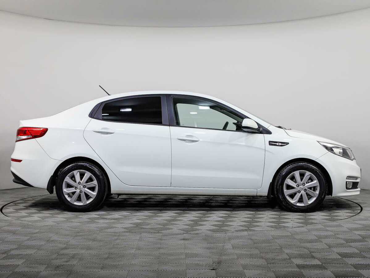 Купить Kia Rio с пробегом. Фото: #2