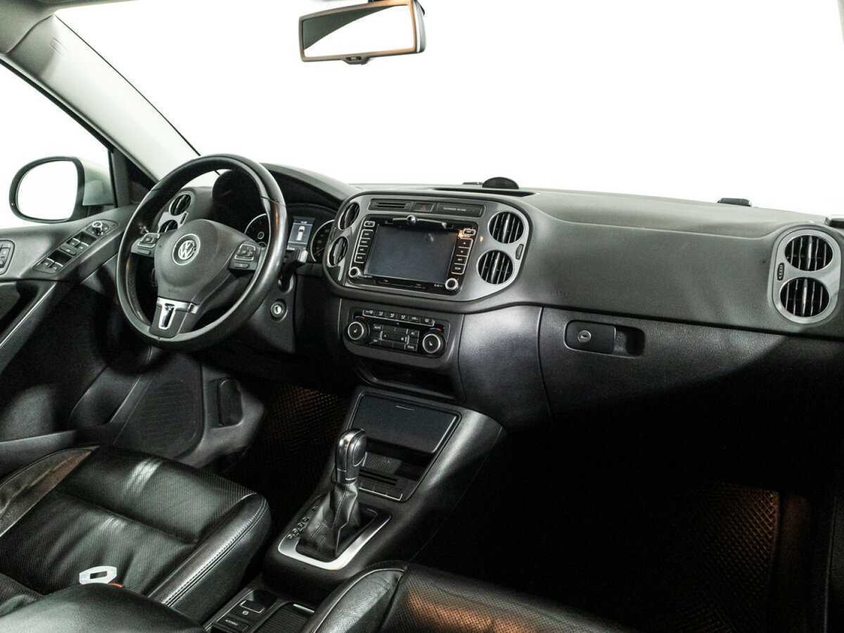 Купить Volkswagen Tiguan с пробегом. Фото: #8
