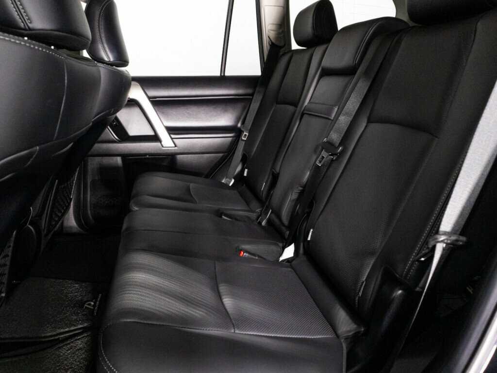 Купить Toyota Land Cruiser Prado с пробегом. Фото: #9