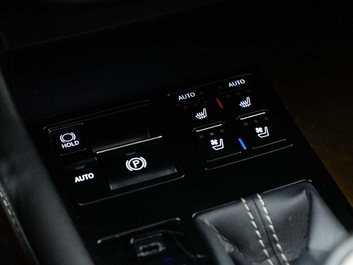 Купить Lexus RX с пробегом. Фото: #17