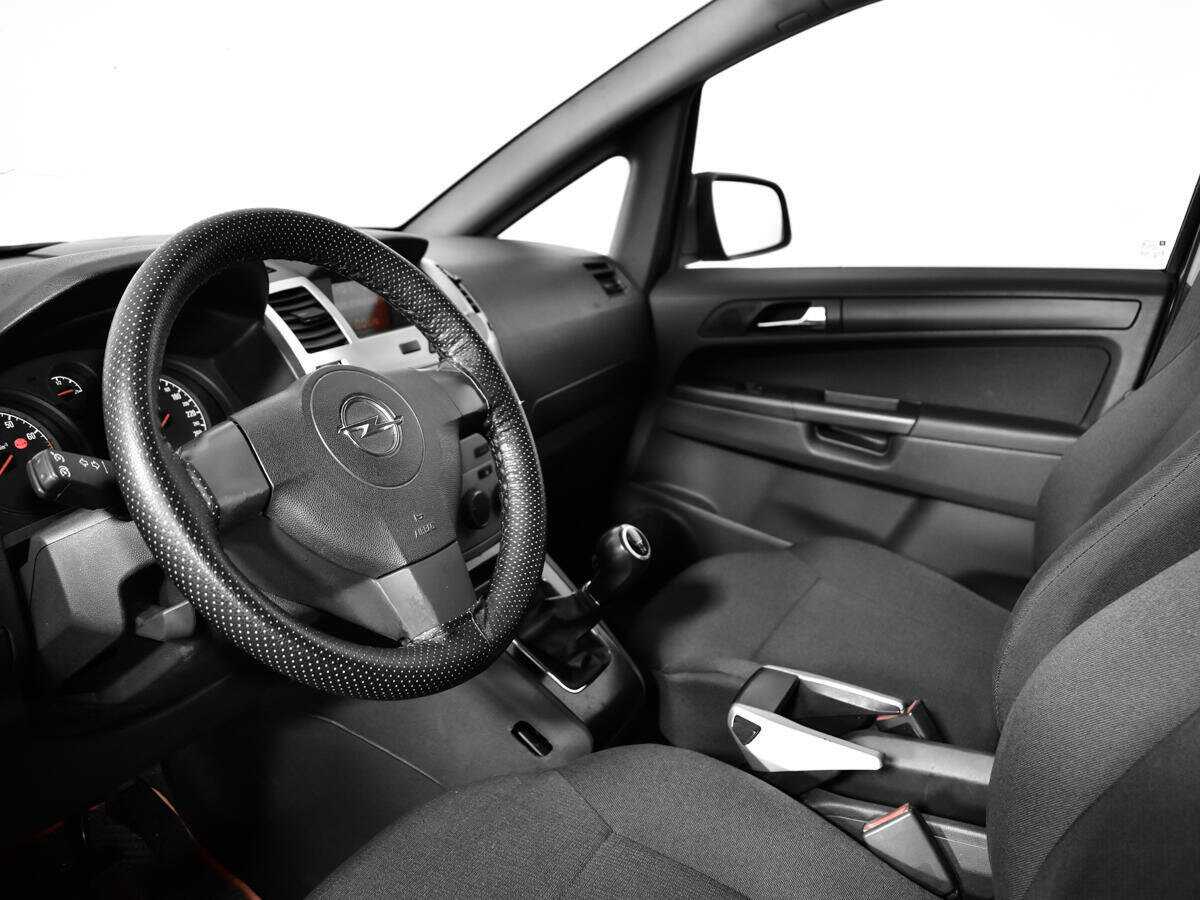 Купить Opel Zafira с пробегом. Фото: #13
