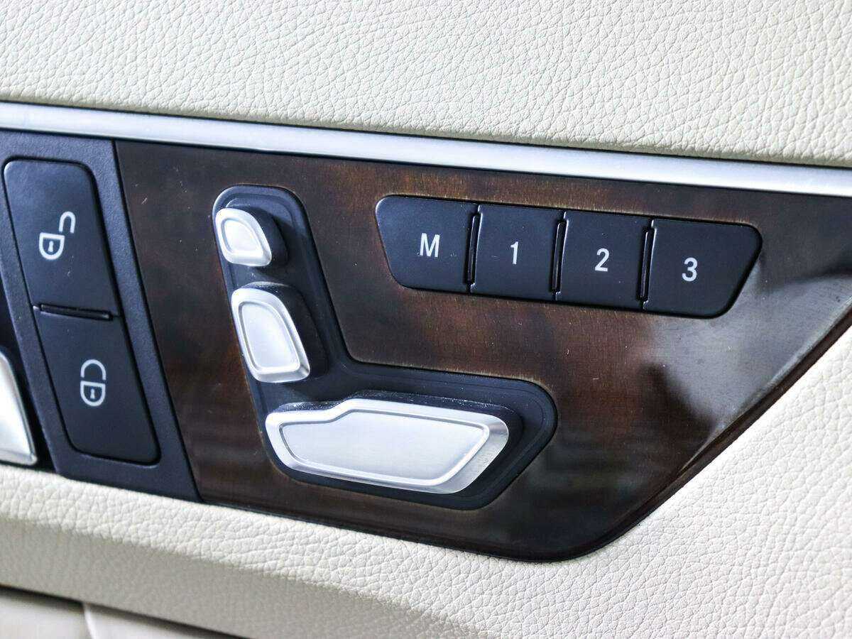 Купить Mercedes-Benz E-Класс с пробегом. Фото: #14