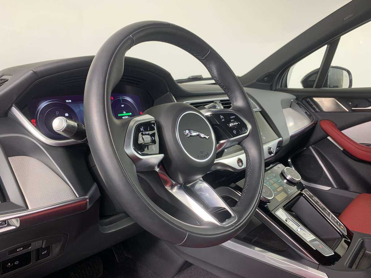 Купить Jaguar I-Pace с пробегом. Фото: #8