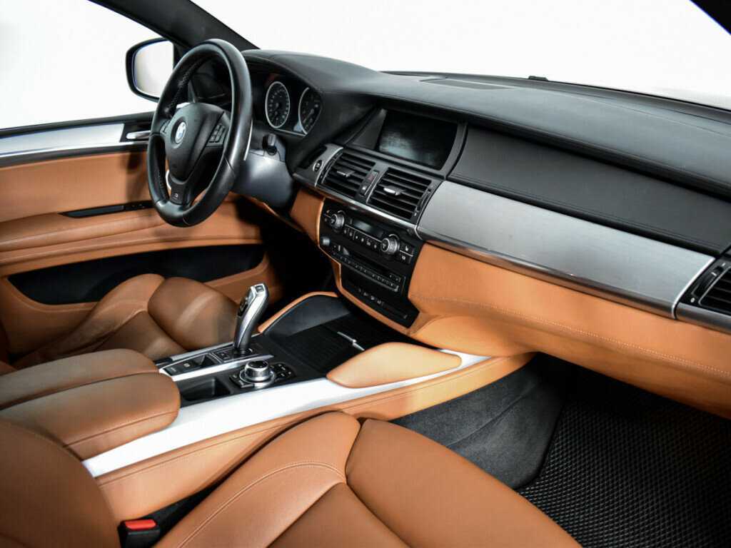 Купить BMW X6 M с пробегом. Фото: #12