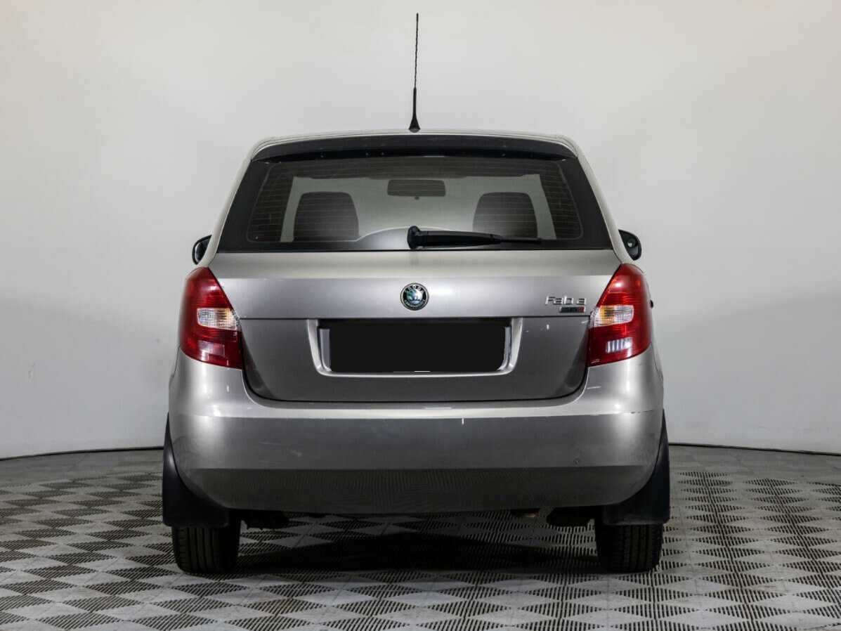 Купить Skoda Fabia с пробегом. Фото: #5