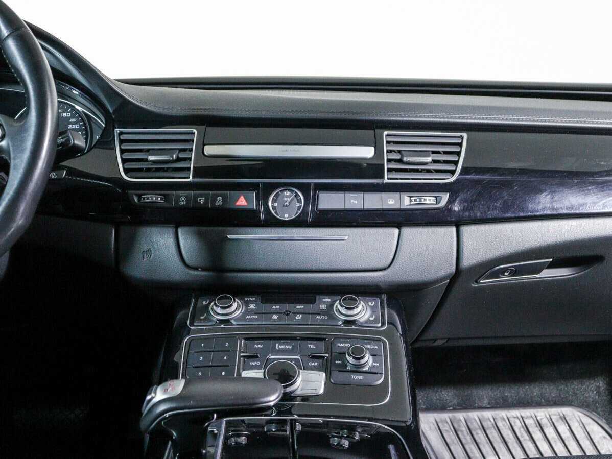 Купить Audi A8 с пробегом. Фото: #10