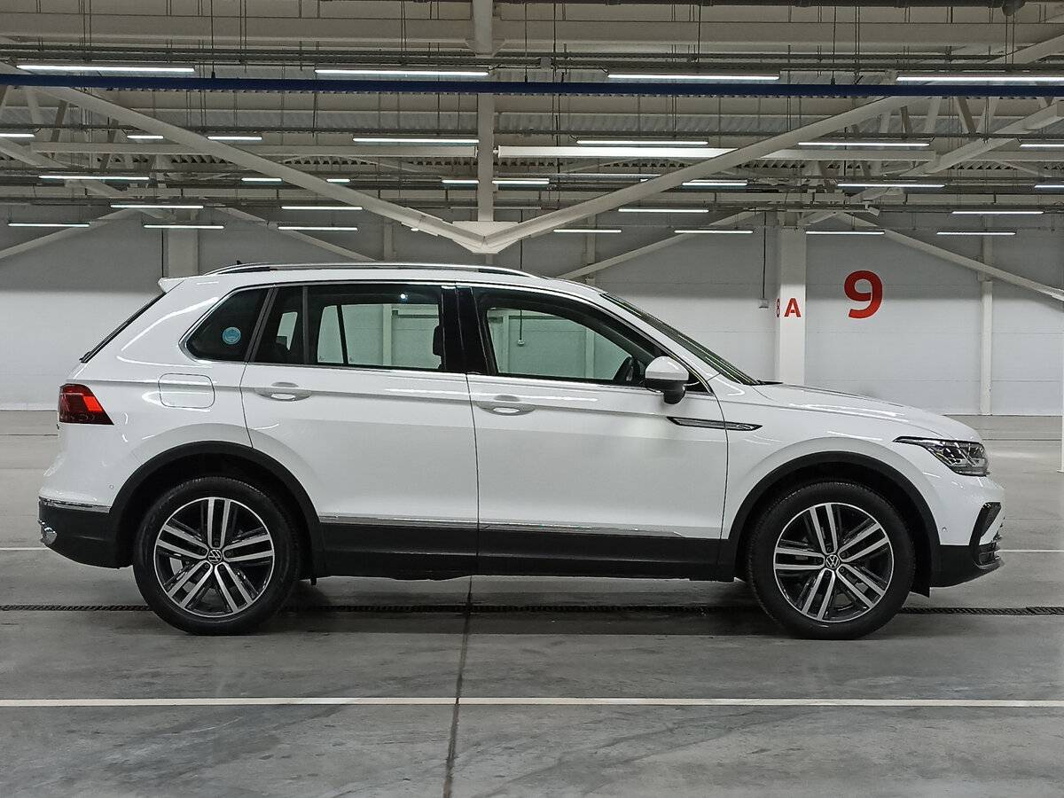 Купить Volkswagen Tiguan с пробегом. Фото: #3