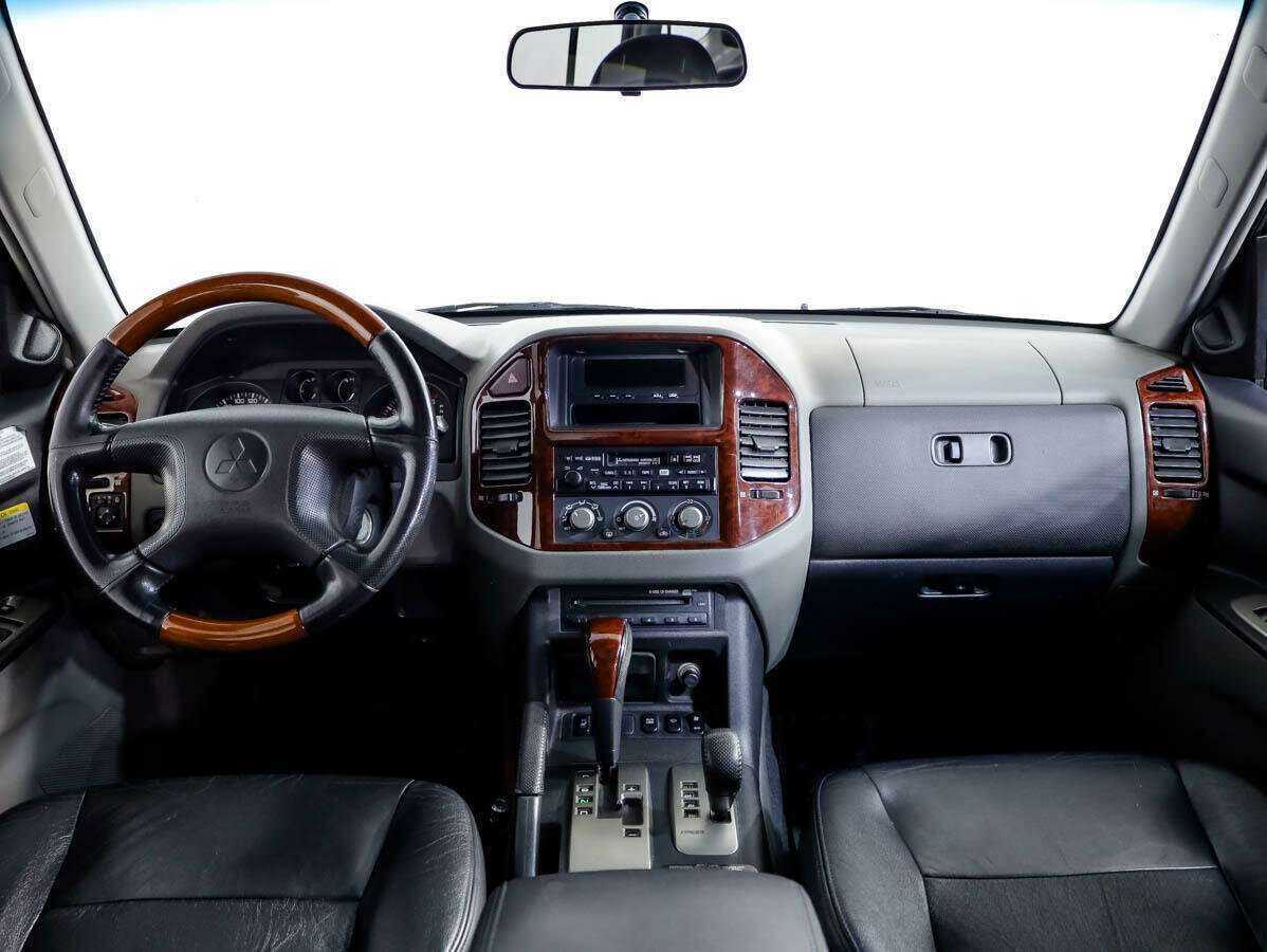 Купить Mitsubishi Pajero с пробегом. Фото: #6