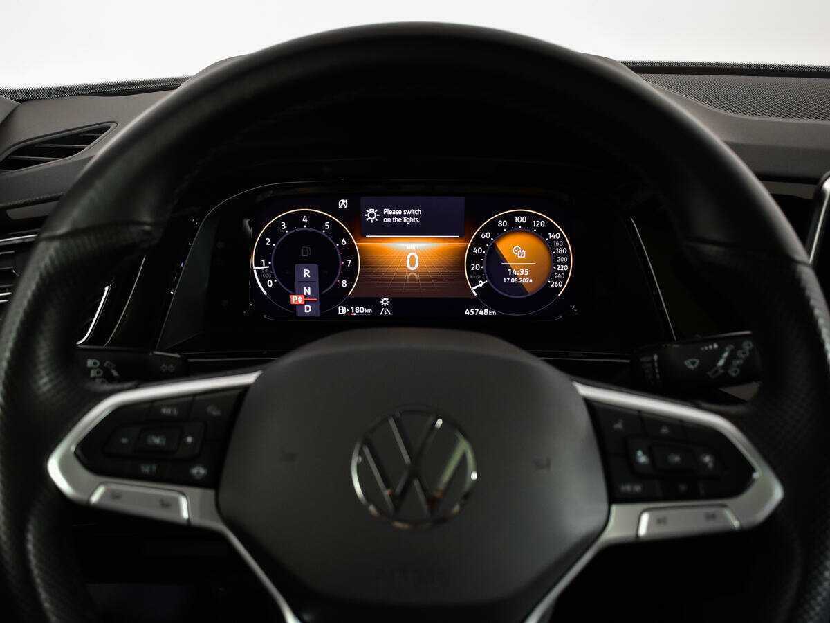 Купить Volkswagen Teramont с пробегом. Фото: #11