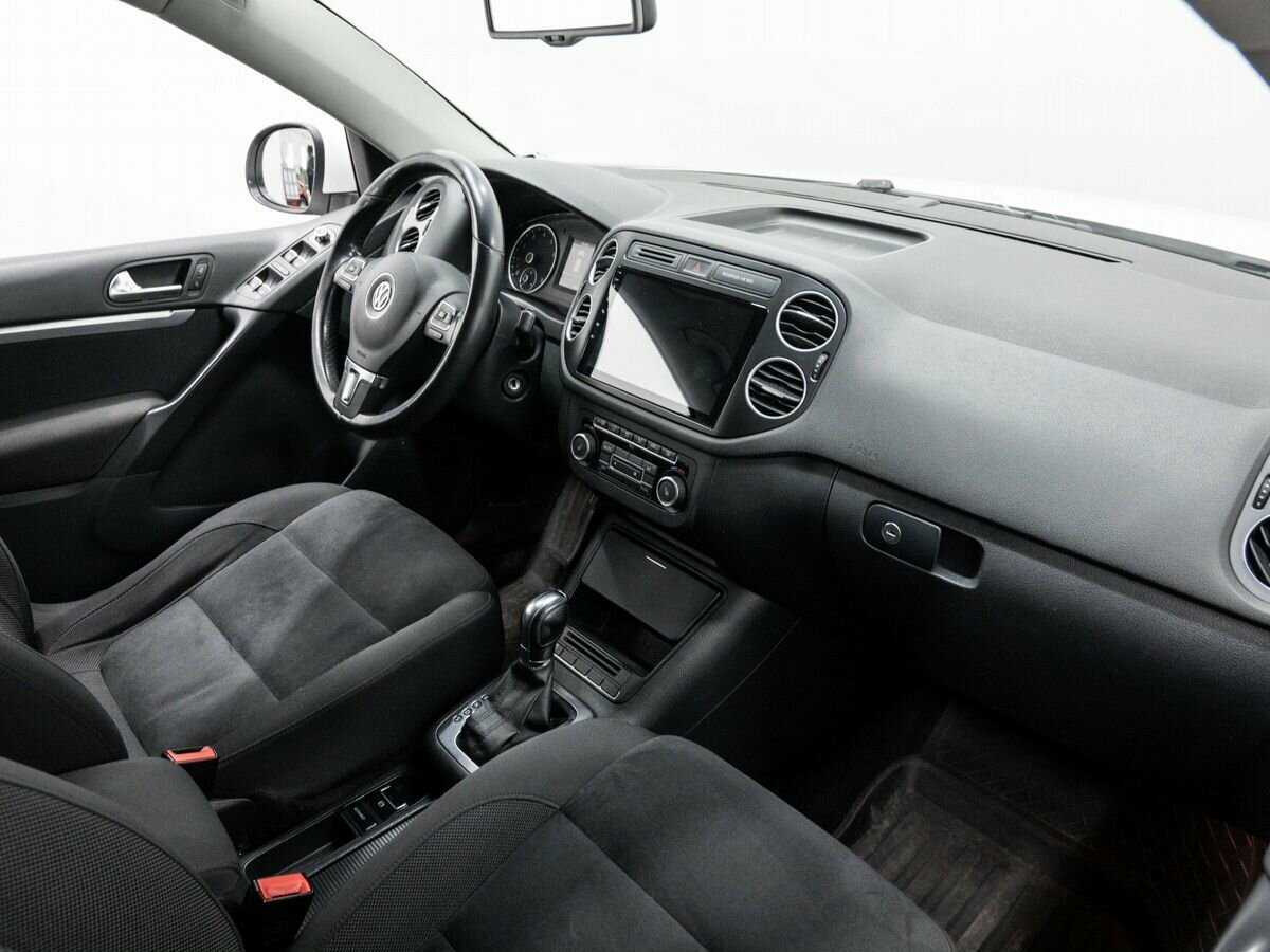 Купить Volkswagen Tiguan с пробегом. Фото: #7