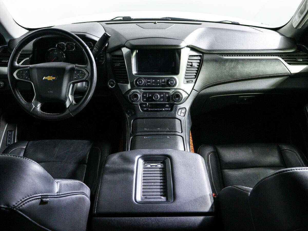 Купить Chevrolet Tahoe с пробегом. Фото: #12