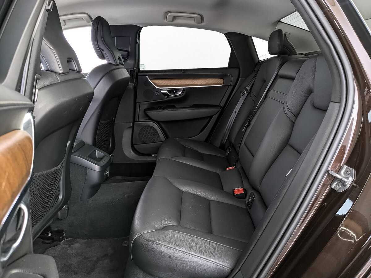 Купить Volvo S90 с пробегом. Фото: #13