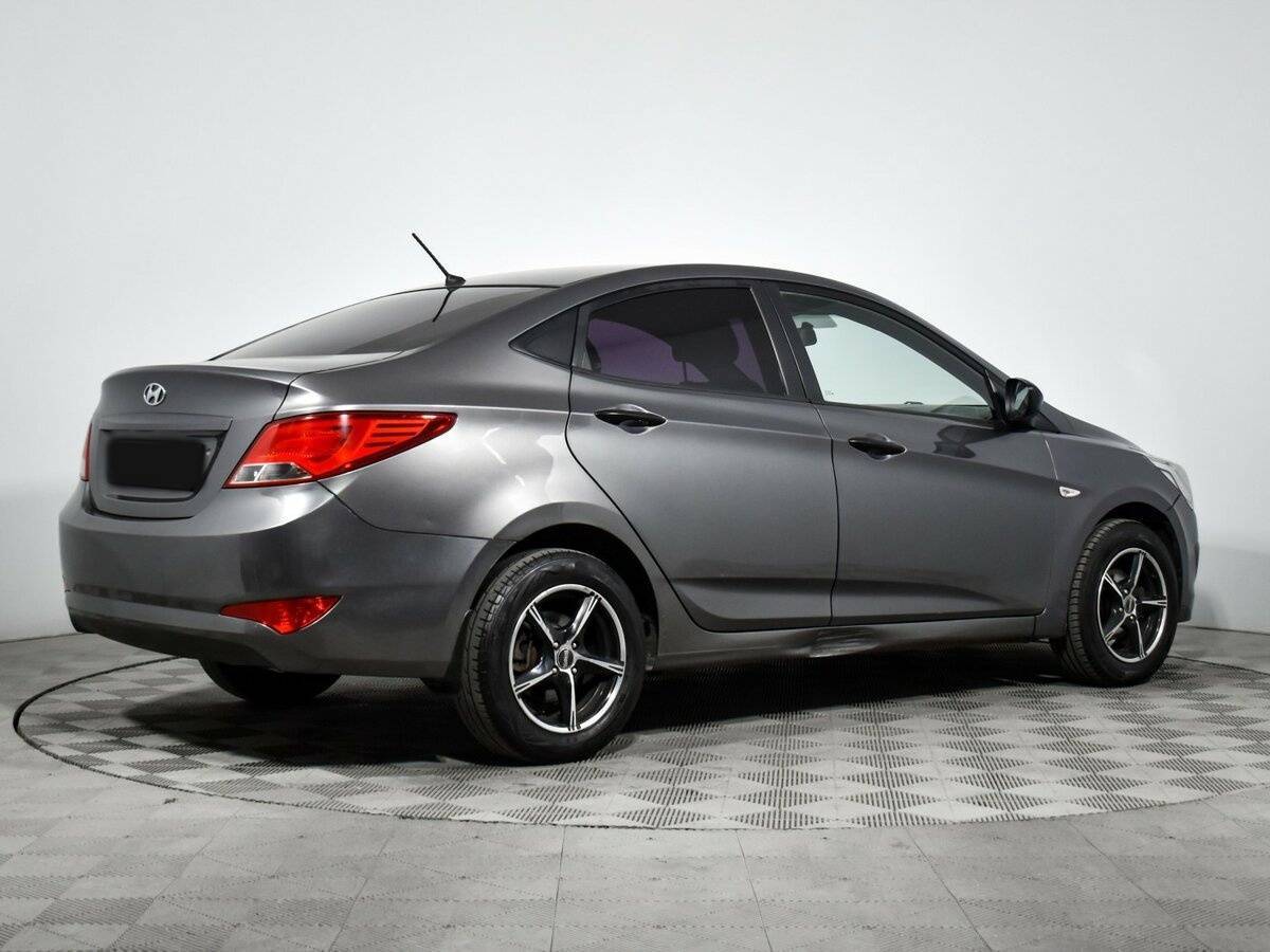 Купить Hyundai Solaris с пробегом. Фото: #4