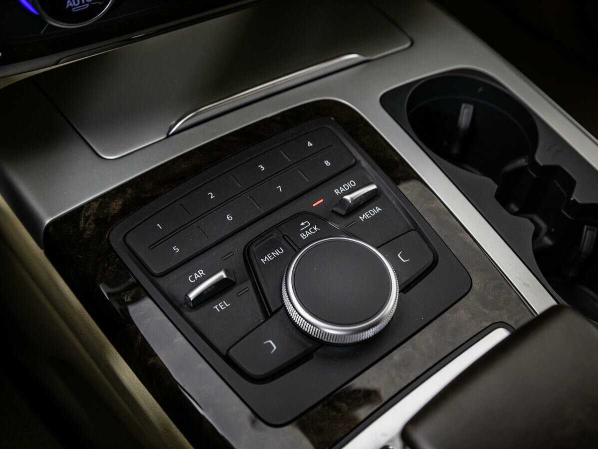 Купить Audi Q7 с пробегом. Фото: #14