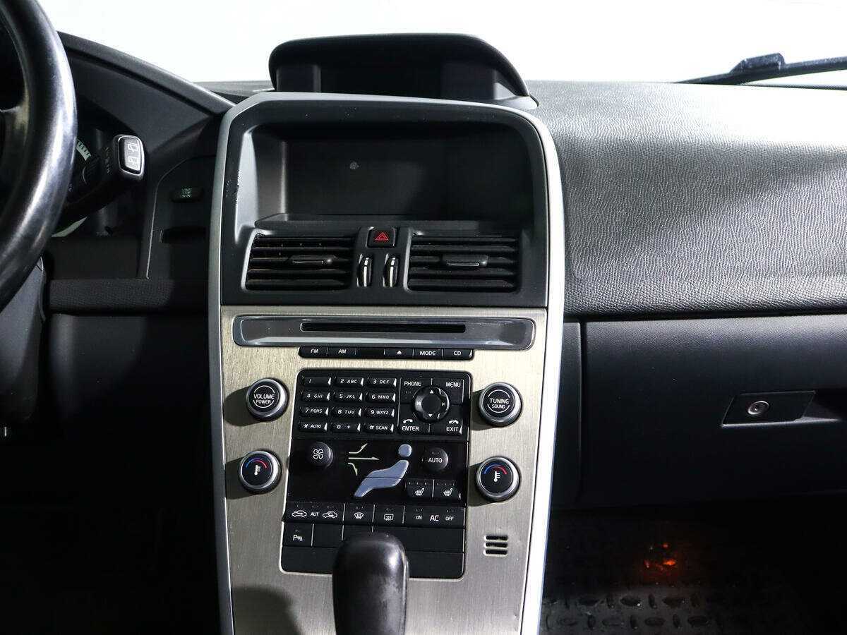 Купить Volvo XC60 с пробегом. Фото: #10