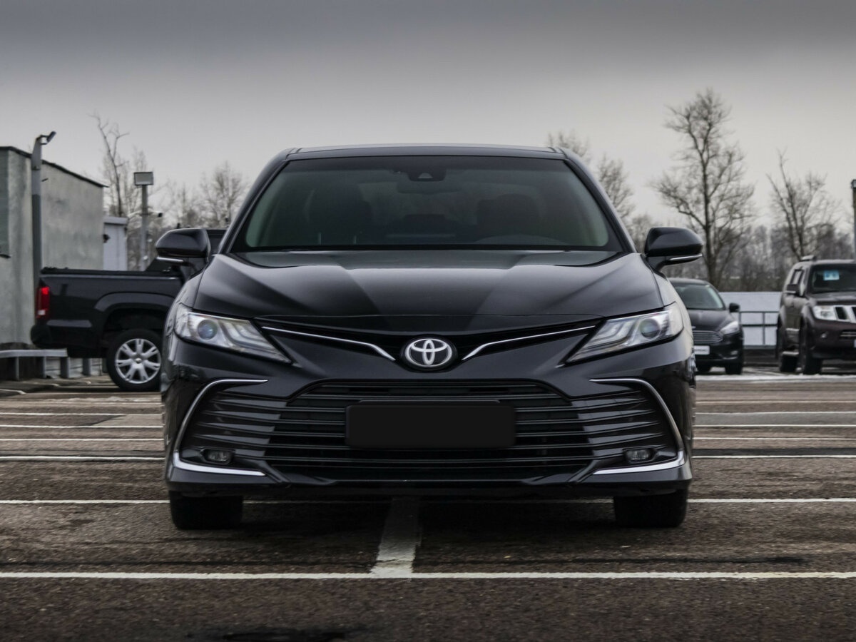 Купить Toyota Camry с пробегом. Фото: #1