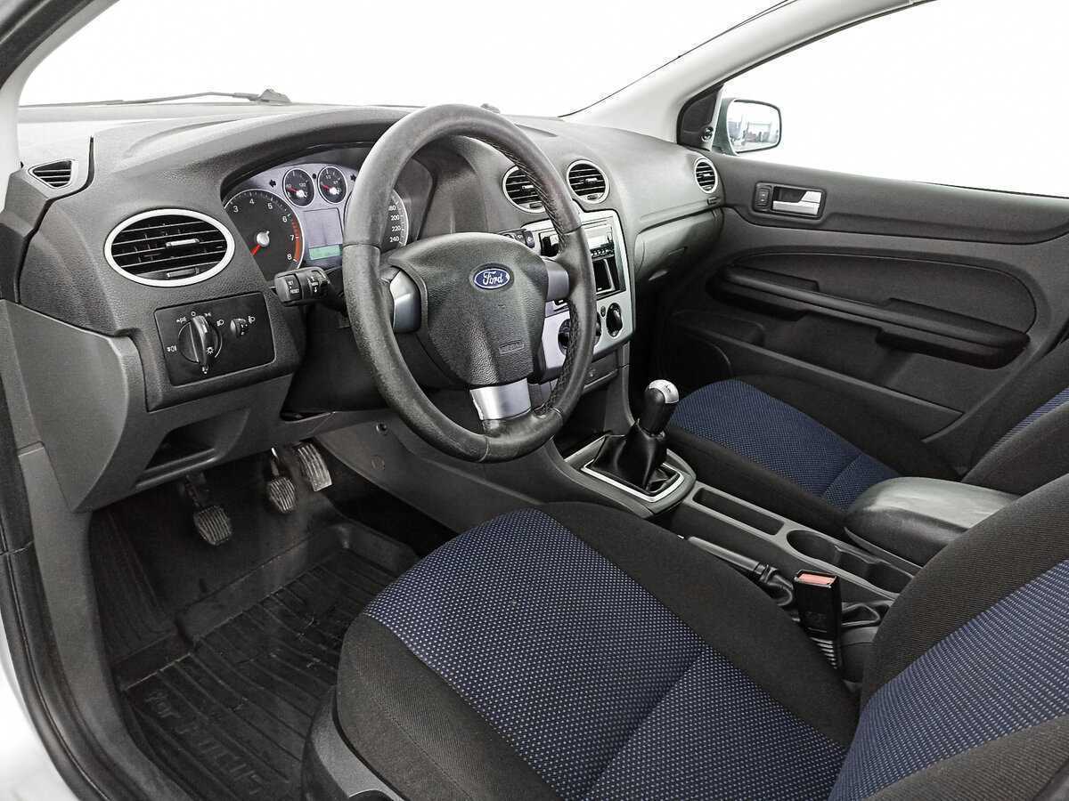 Купить Ford Focus с пробегом. Фото: #10