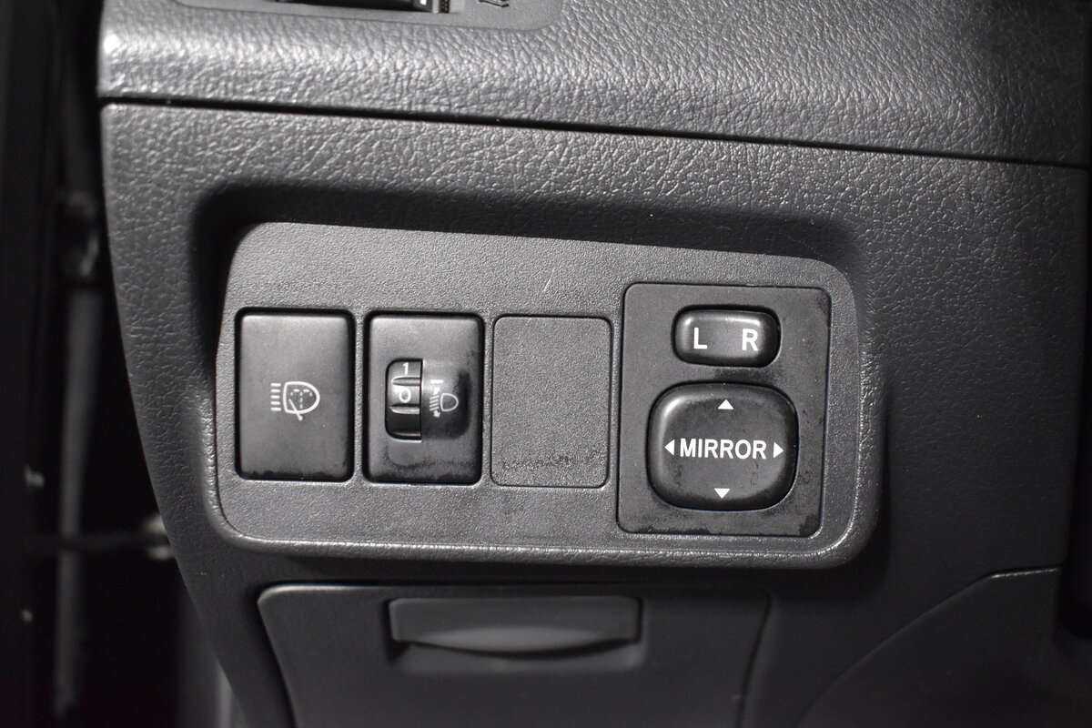 Купить Toyota Corolla с пробегом. Фото: #14