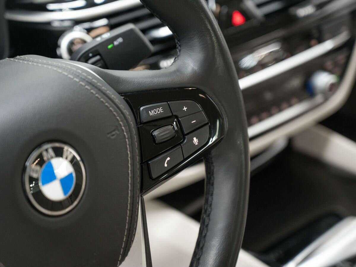 Купить BMW 5 серии с пробегом. Фото: #17