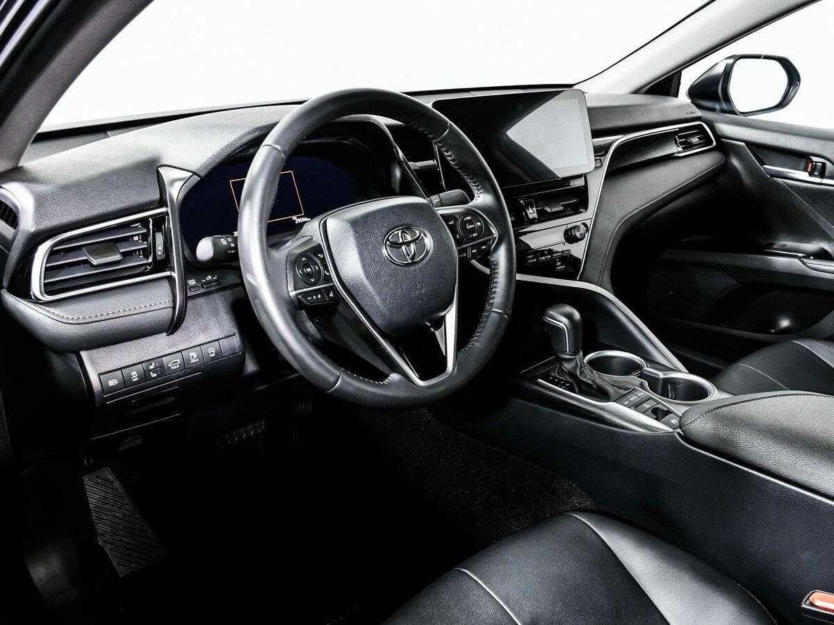 Купить Toyota Camry с пробегом. Фото: #12