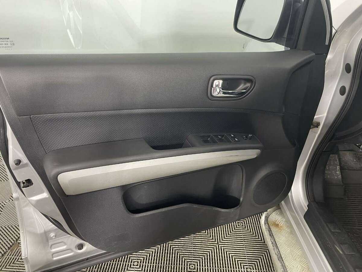Купить Nissan X-Trail с пробегом. Фото: #7