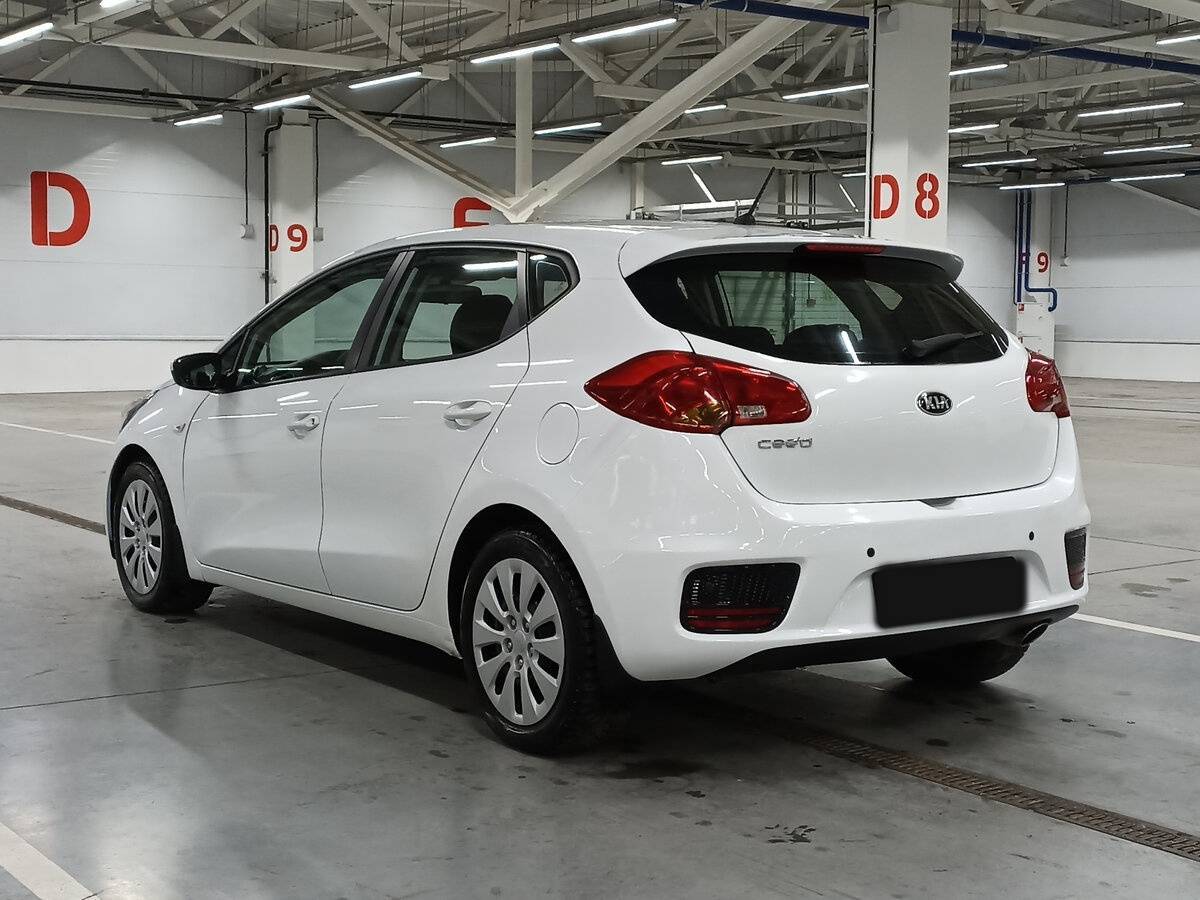 Купить Kia Ceed с пробегом. Фото: #6