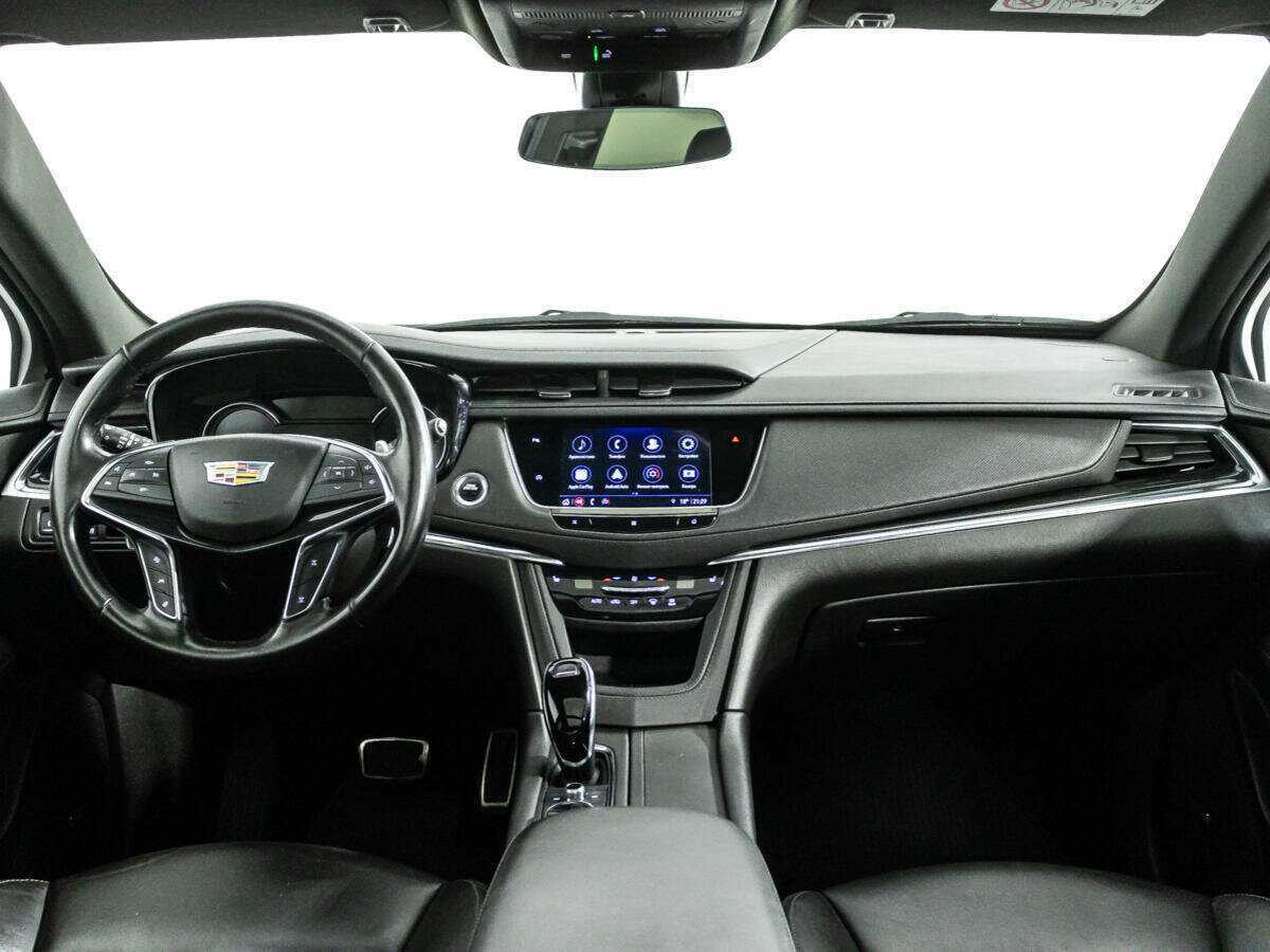 Купить Cadillac XT5 с пробегом. Фото: #12