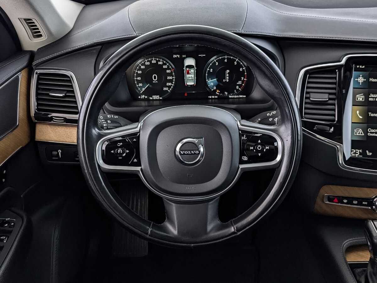Купить Volvo XC90 с пробегом. Фото: #17