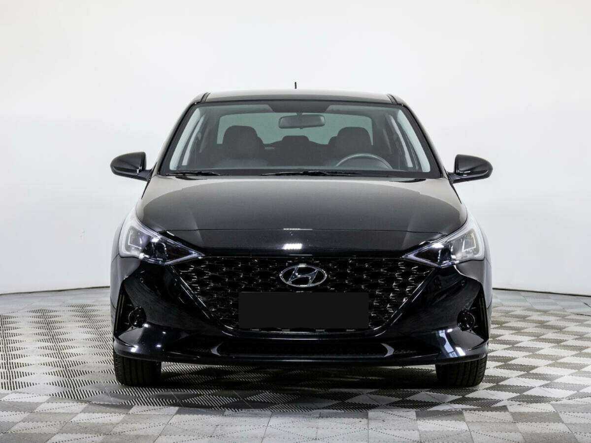 Купить Hyundai Solaris с пробегом. Фото: #1