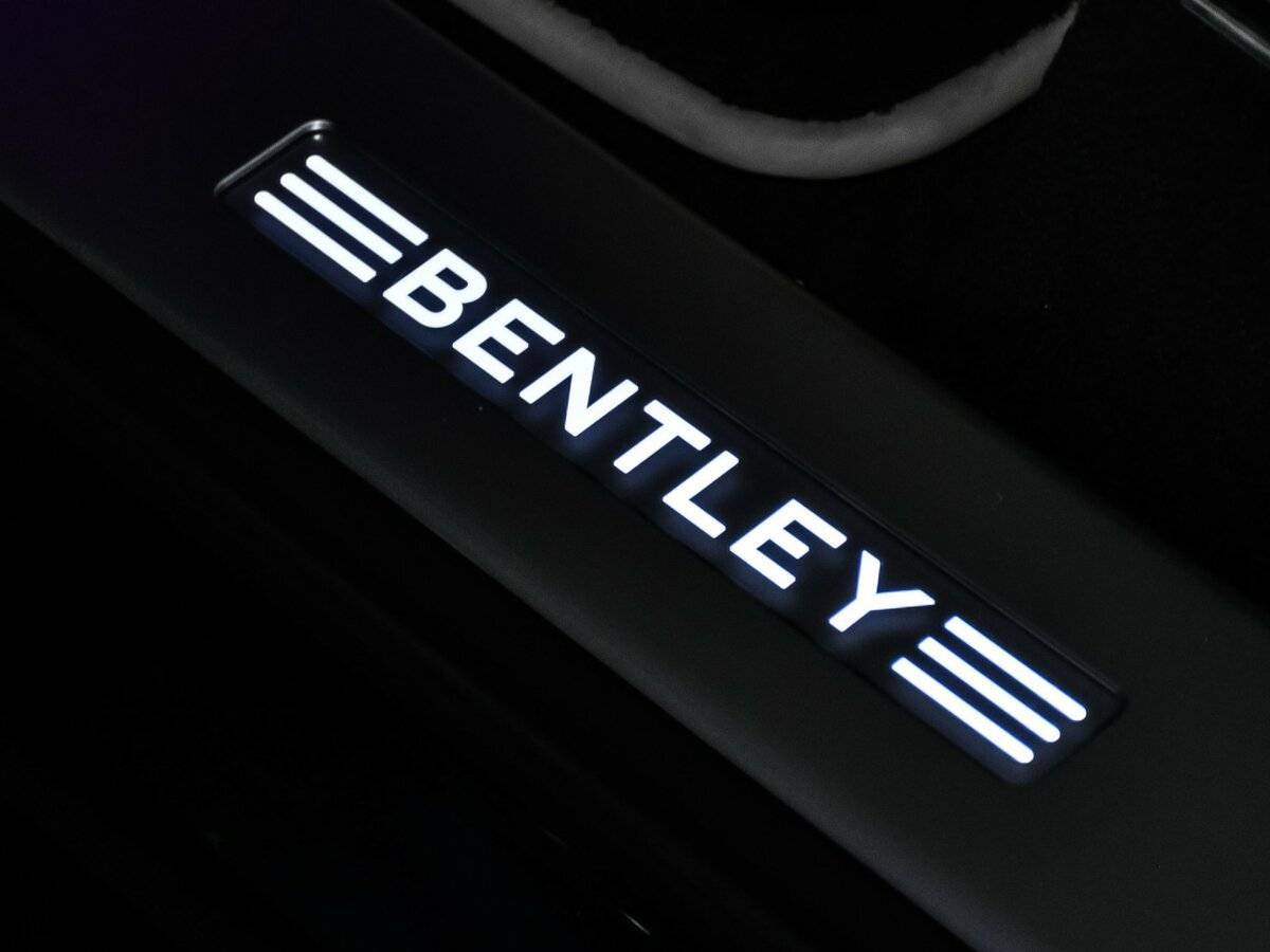 Купить Bentley Bentayga с пробегом. Фото: #26