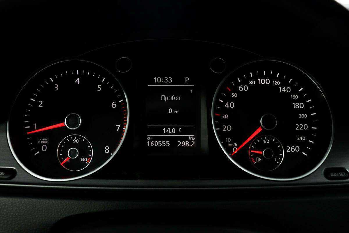 Купить Volkswagen Passat с пробегом. Фото: #9