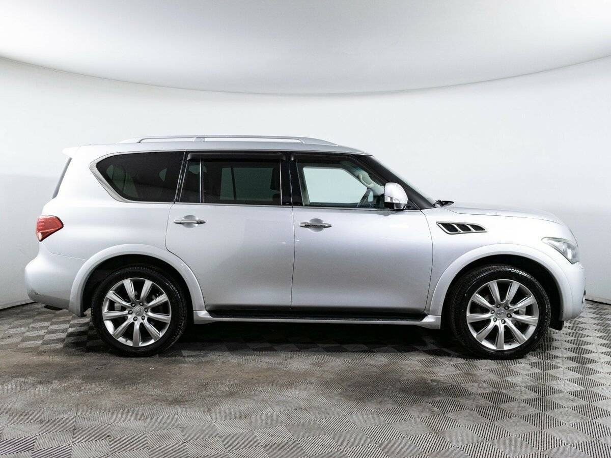 Купить Infiniti QX56 с пробегом. Фото: #3