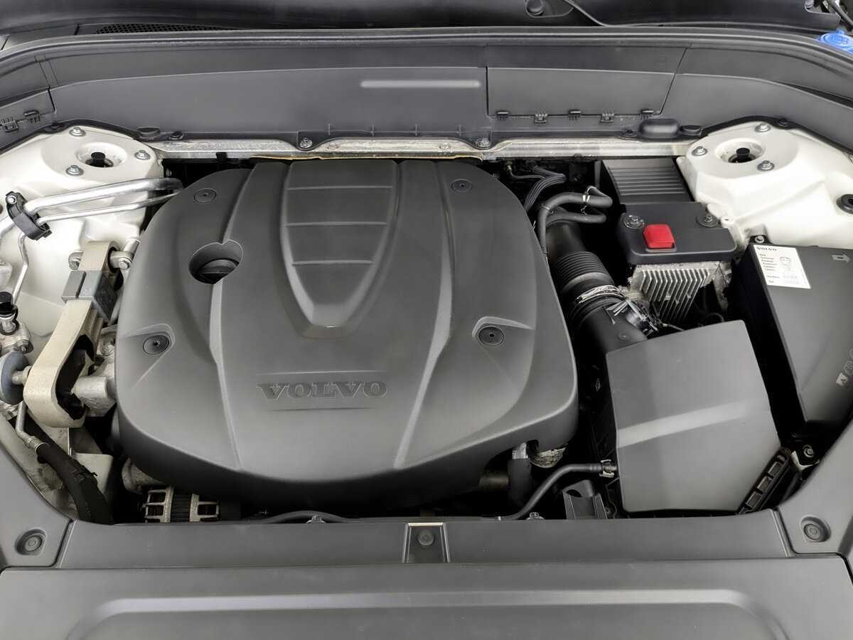 Купить Volvo XC90 с пробегом. Фото: #8