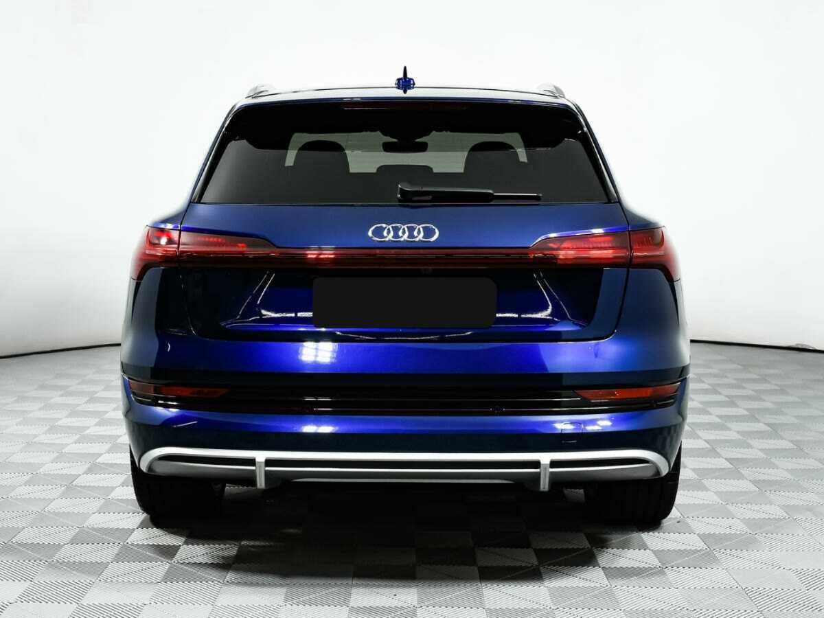 Купить Audi e-tron с пробегом. Фото: #5